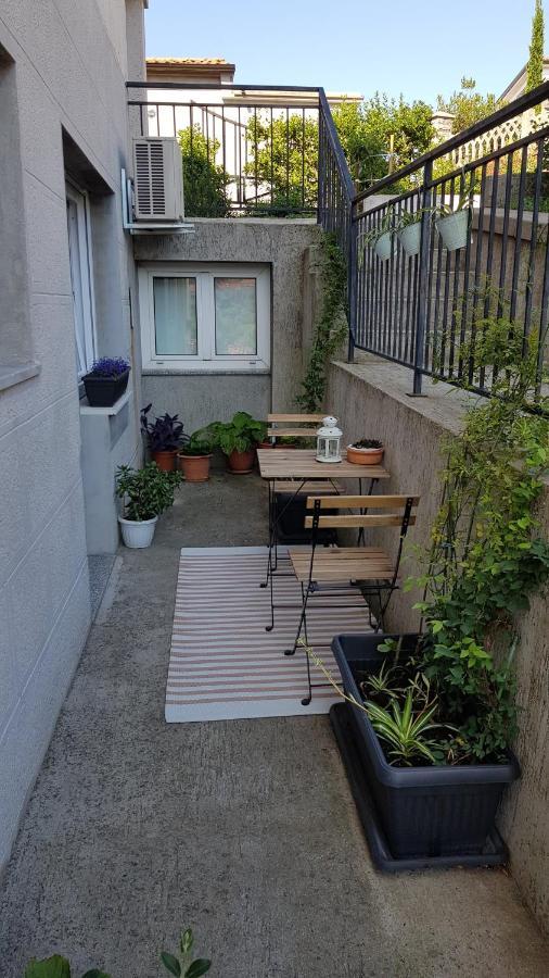 Apartamento Apartman Lara Rijeka Exterior foto